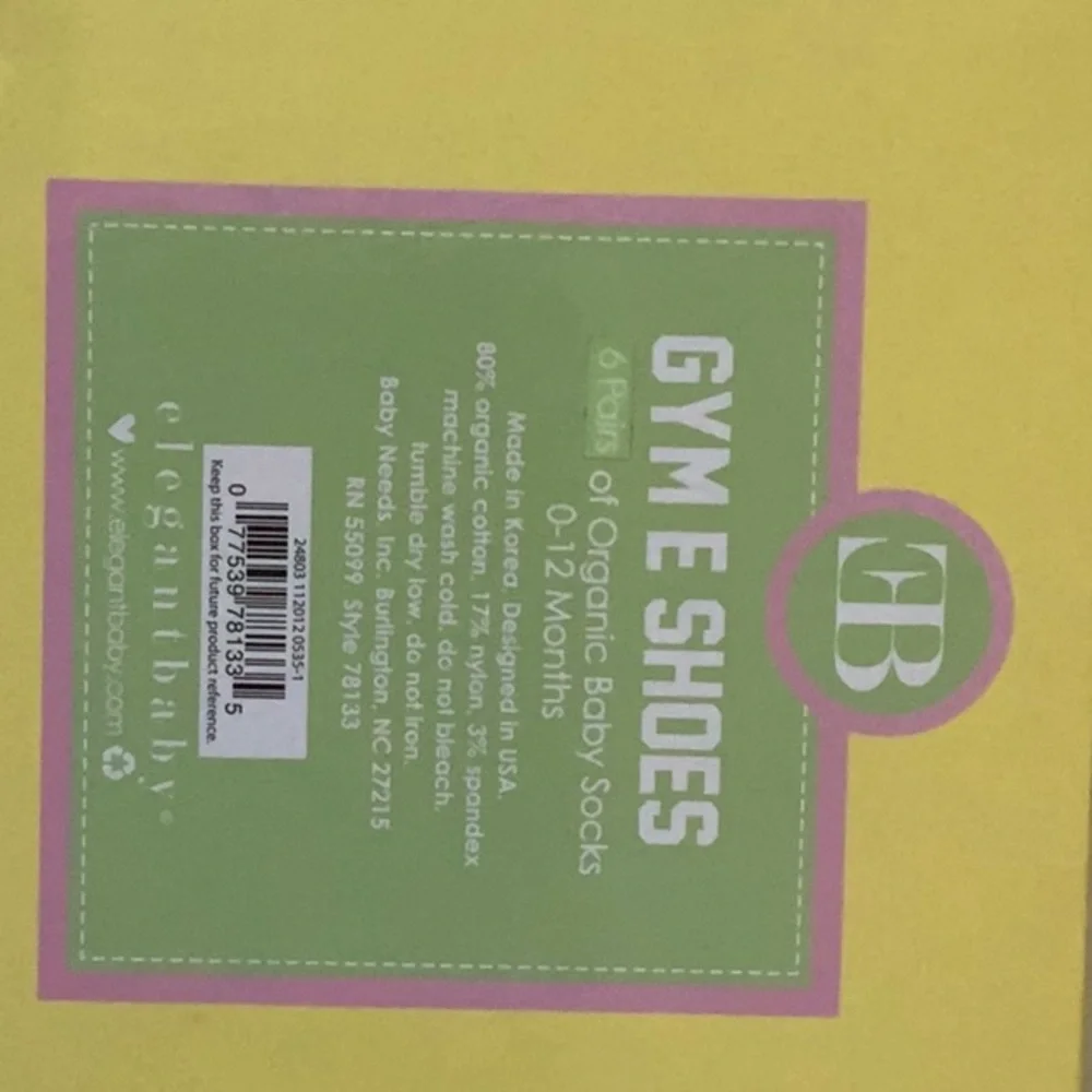 NIB Elegant Baby Girl Socks Gift Box Set - Gym Shoes Design - Size 0-12 Months